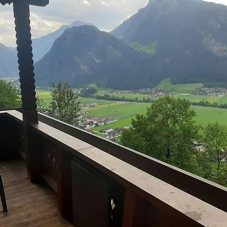 Alpine Cottage With Exceptional View Mayrhofen Luaran gambar
