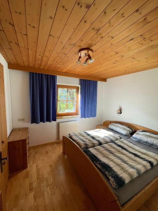 Alpine Cottage With Exceptional View Mayrhofen Luaran gambar