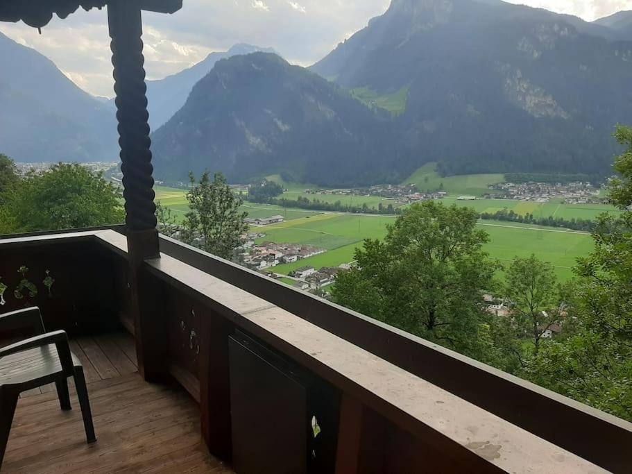 Alpine Cottage With Exceptional View Mayrhofen Luaran gambar